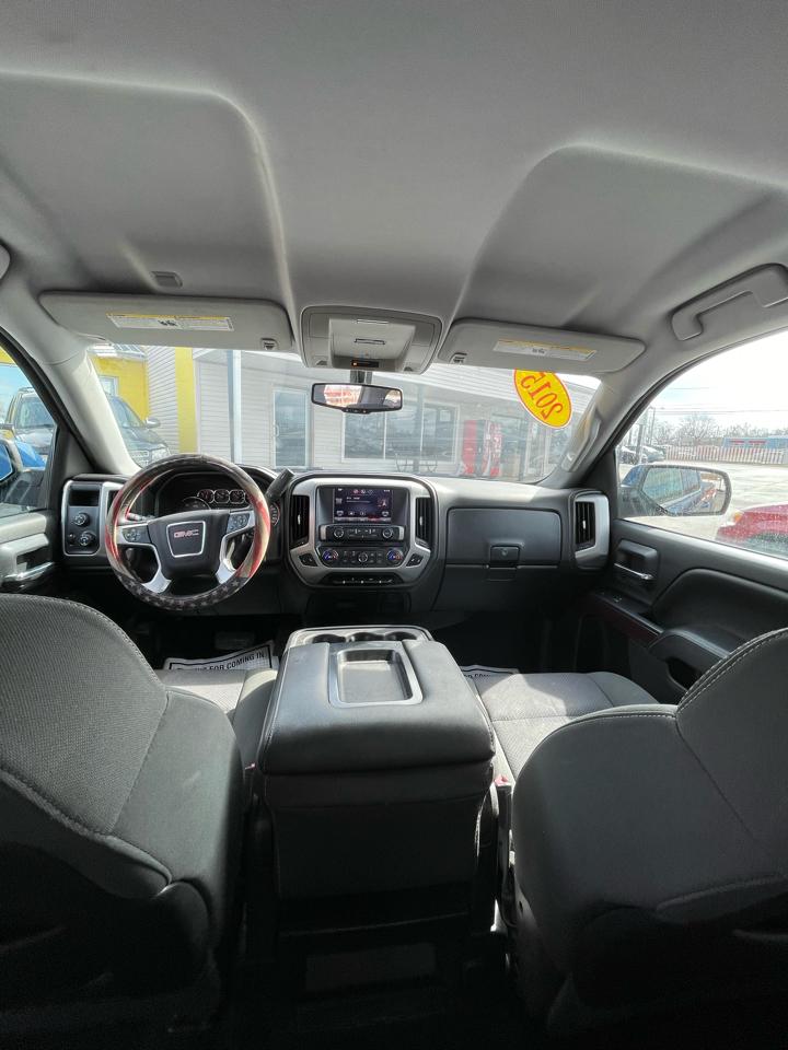 GMC Sierra 1500 4WD Double Cab 143.5" SLE 2015