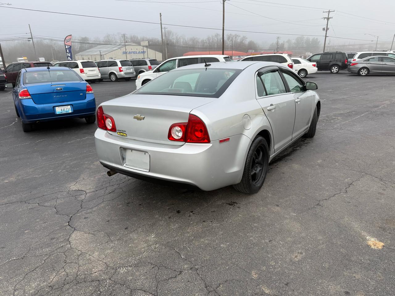Chevrolet Malibu 4dr Sdn LS w/1LS 2010