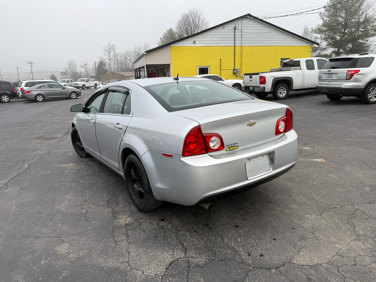 Chevrolet Malibu 4dr Sdn LS w/1LS 2010