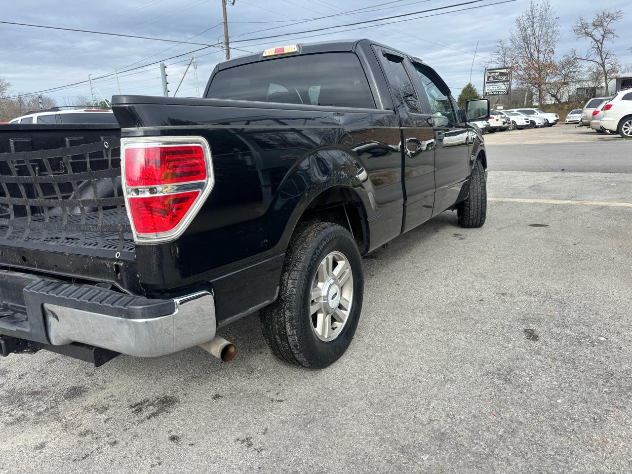 Ford F-150 2WD SuperCab 145" XL 2013