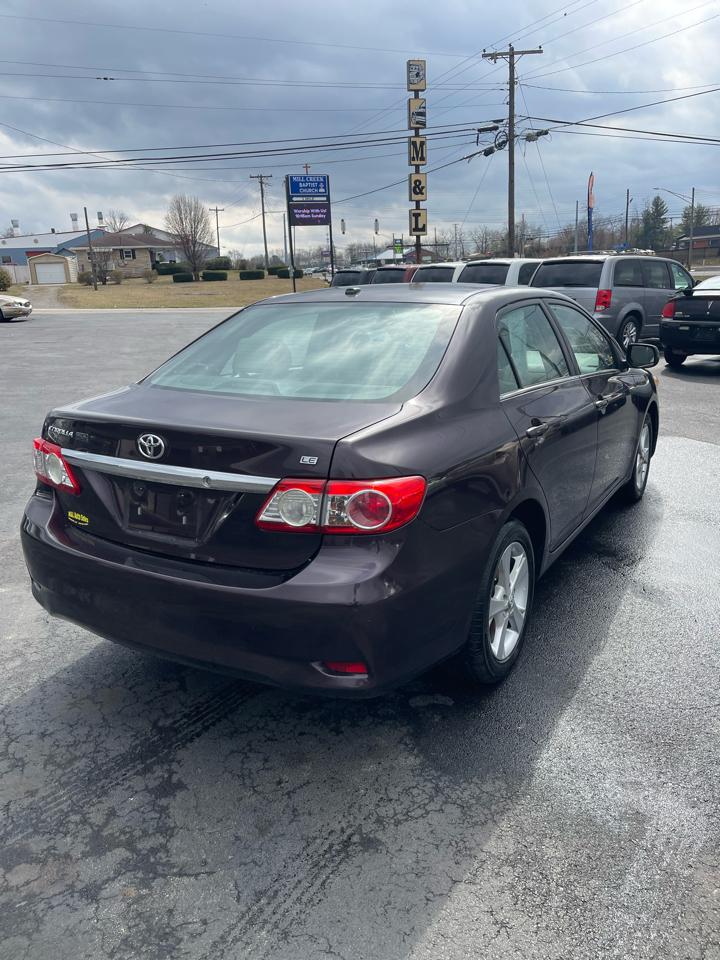 Toyota Corolla 4dr Sdn Man L (Natl) 2013