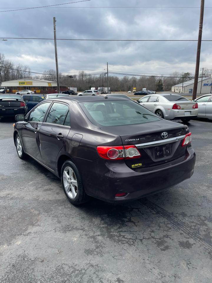 Toyota Corolla 4dr Sdn Man L (Natl) 2013