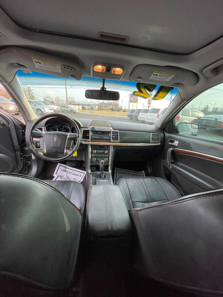 Lincoln MKZ 4dr Sdn FWD 2012