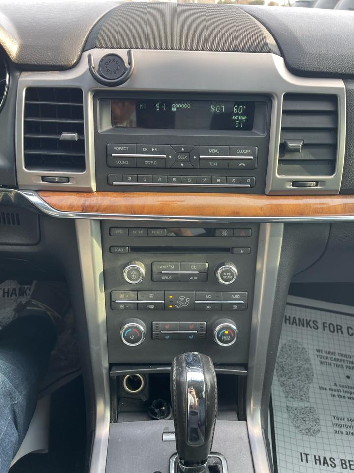 Lincoln MKZ 4dr Sdn FWD 2012