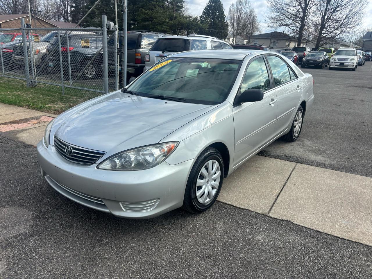 Toyota Camry 4dr Sdn STD Manual (Natl) 2005