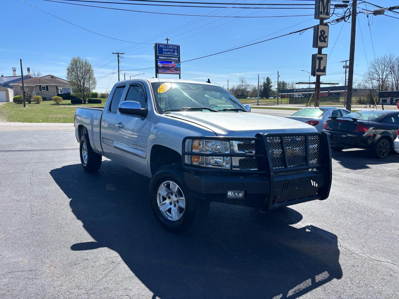 Chevrolet Silverado 1500 2WD Ext Cab 143.5" LT 2012