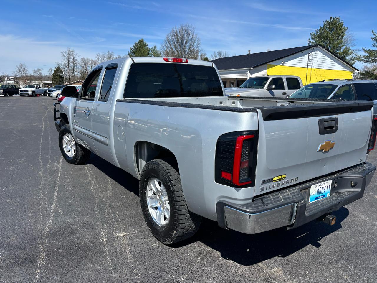 Chevrolet Silverado 1500 2WD Ext Cab 143.5" LT 2012