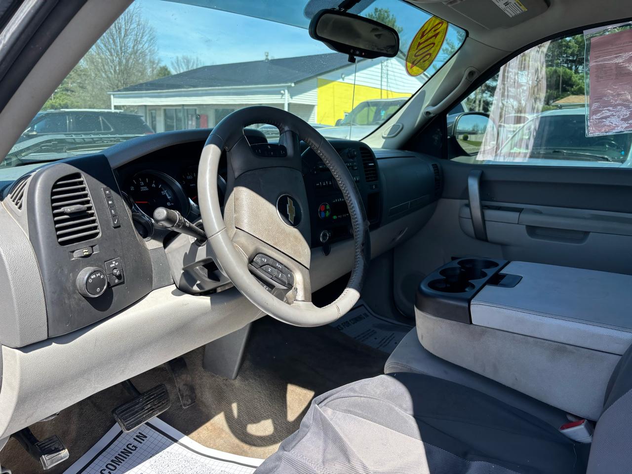 Chevrolet Silverado 1500 2WD Ext Cab 143.5" LT 2012