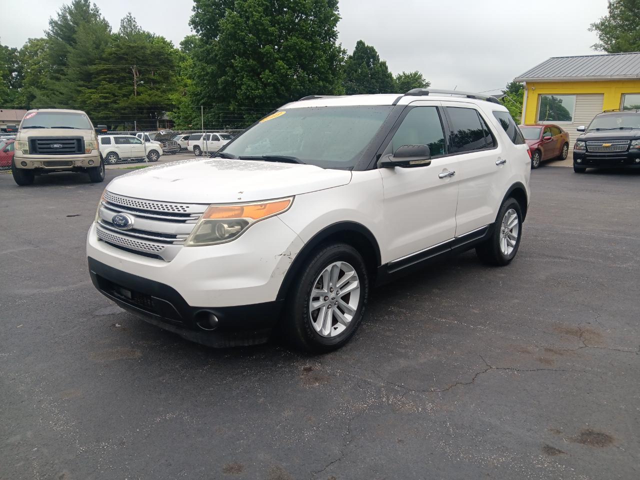 2013 Ford Explorer FWD 4dr XLT