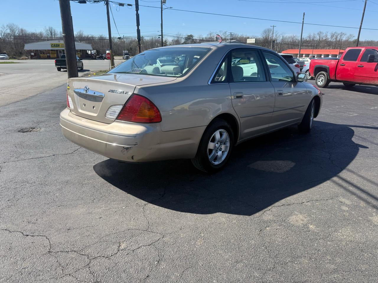 Toyota Avalon 4dr Sdn XL w/Bucket Seats (Natl) 2002