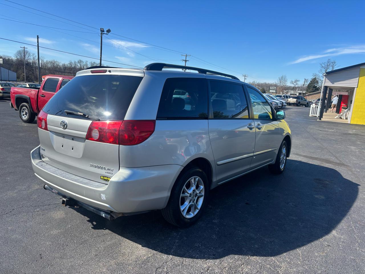 Toyota Sienna 5dr XLE AWD (Natl) 2006