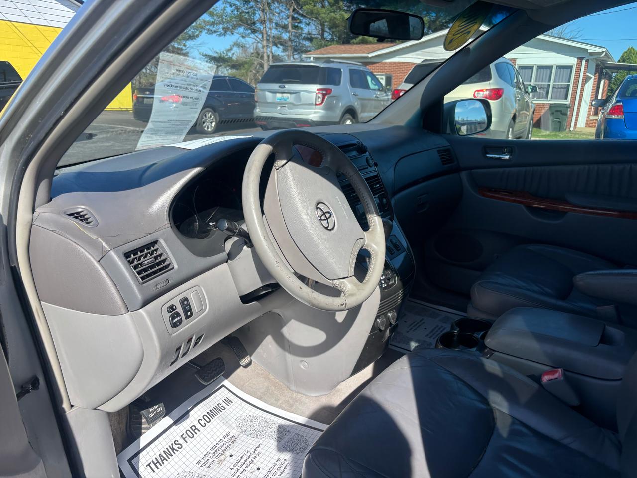 Toyota Sienna 5dr XLE AWD (Natl) 2006