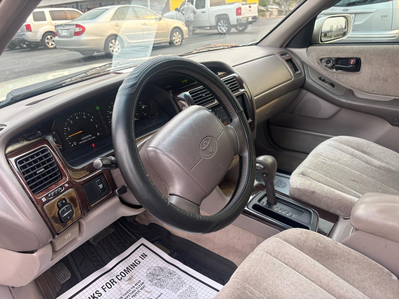 Toyota Avalon 4dr Sdn XL w/Bucket Seats 1999