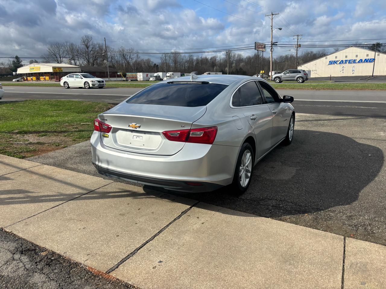 Chevrolet Malibu 4dr Sdn LT w/1LT 2018
