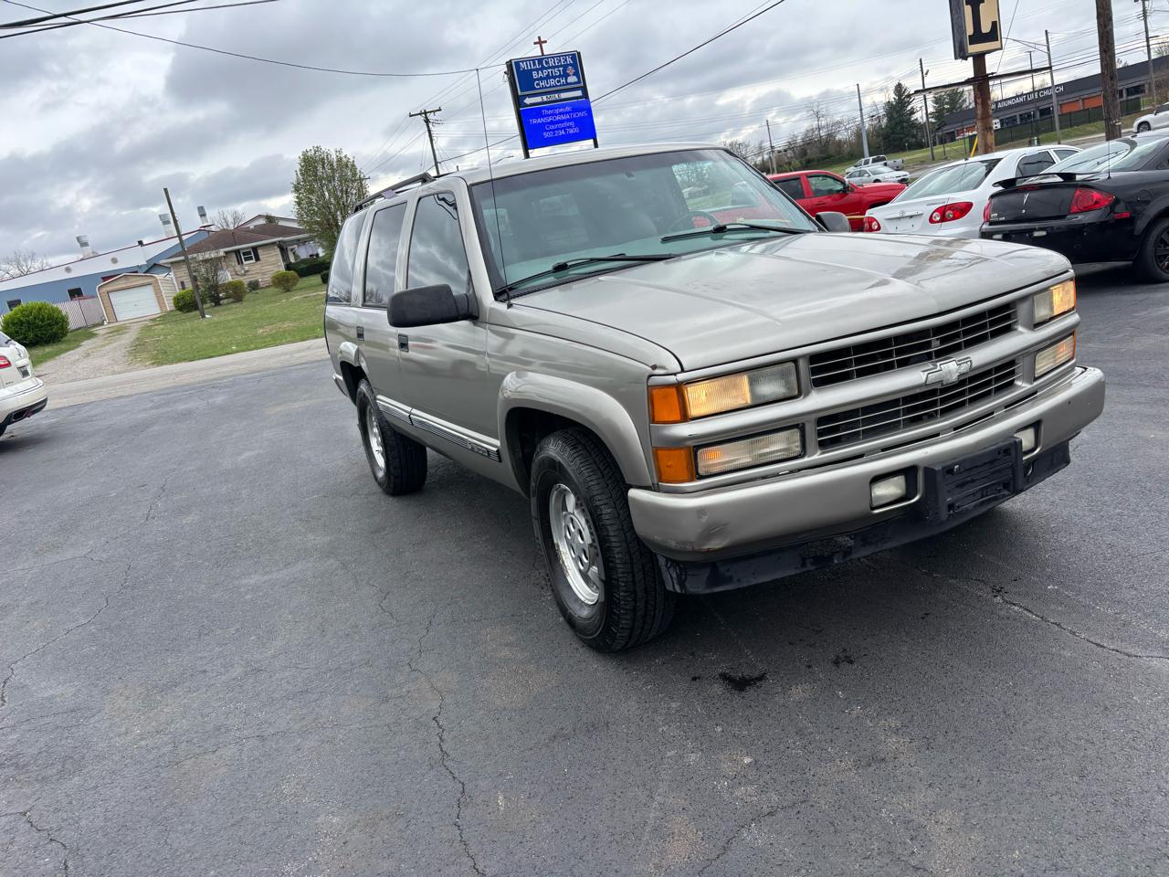 Chevrolet Tahoe 4dr 4WD Z71 2000