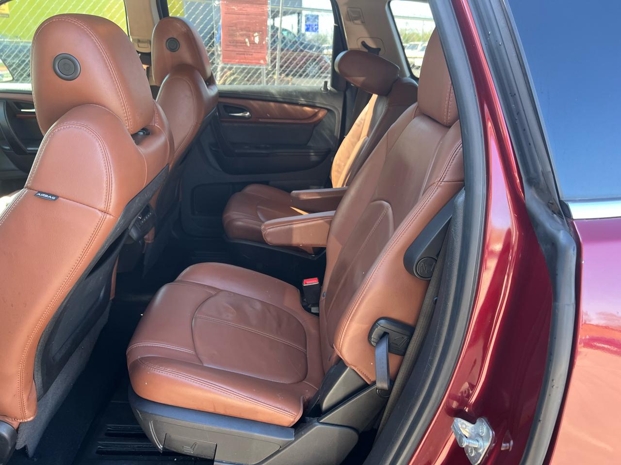 Chevrolet Traverse FWD 4dr LT w/2LT 2016