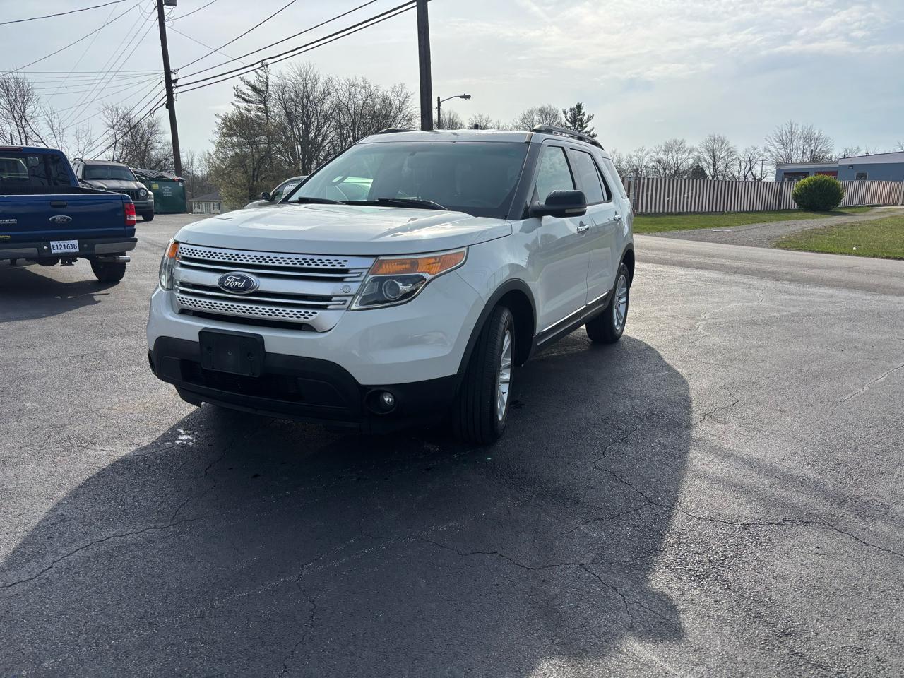 Ford Explorer 4WD 4dr XLT 2012
