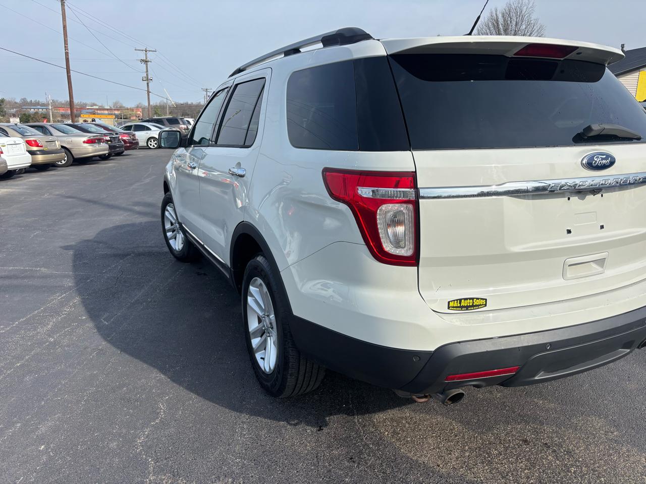 Ford Explorer 4WD 4dr XLT 2012