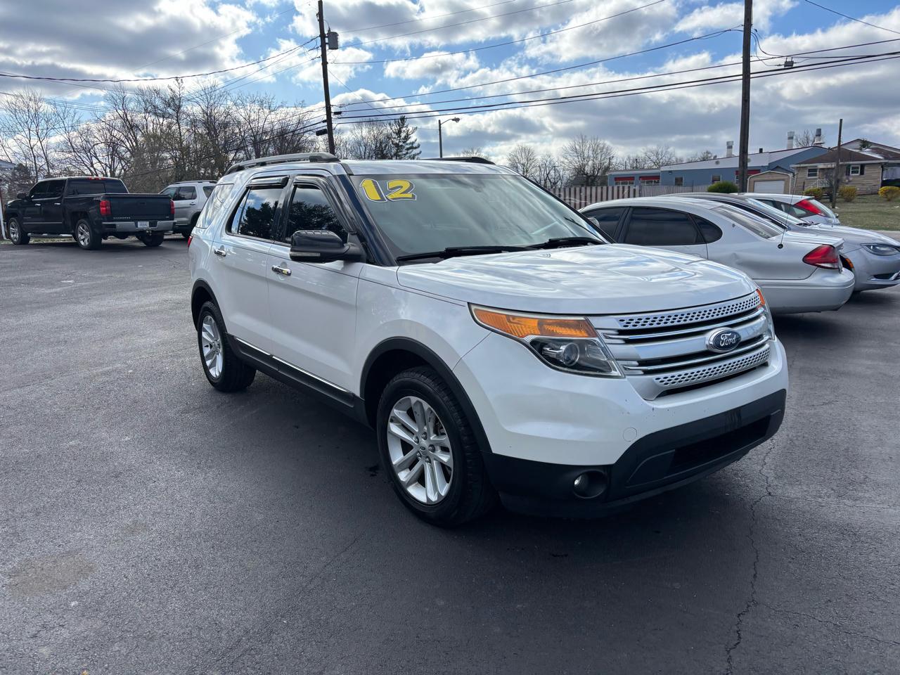 Ford Explorer 4WD 4dr XLT 2012