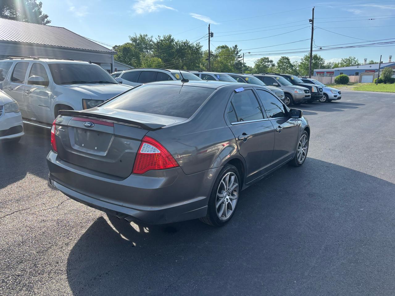 Ford Fusion 4dr Sdn SE FWD 2011