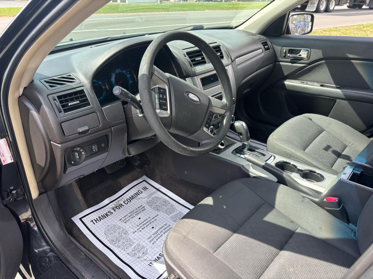 Ford Fusion 4dr Sdn SE FWD 2011