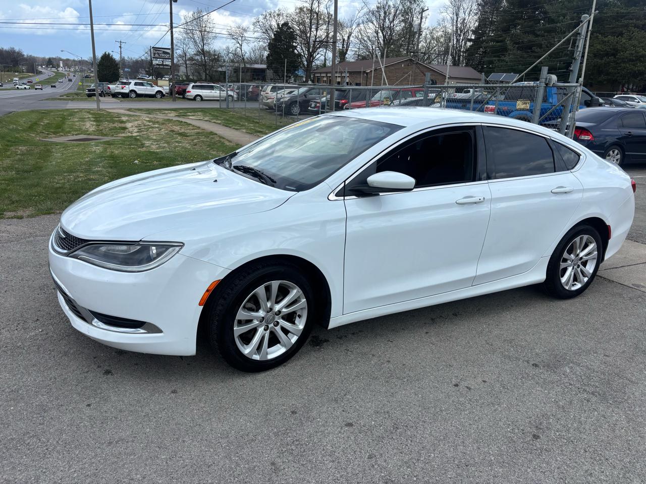 Chrysler 200 4dr Sdn Limited FWD 2015
