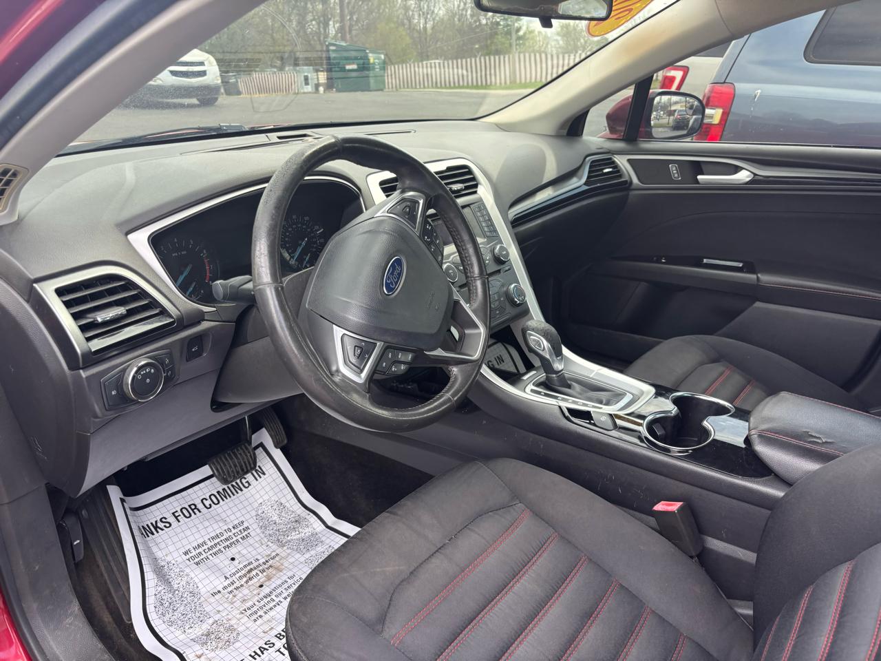 Ford Fusion 4dr Sdn SE FWD 2015