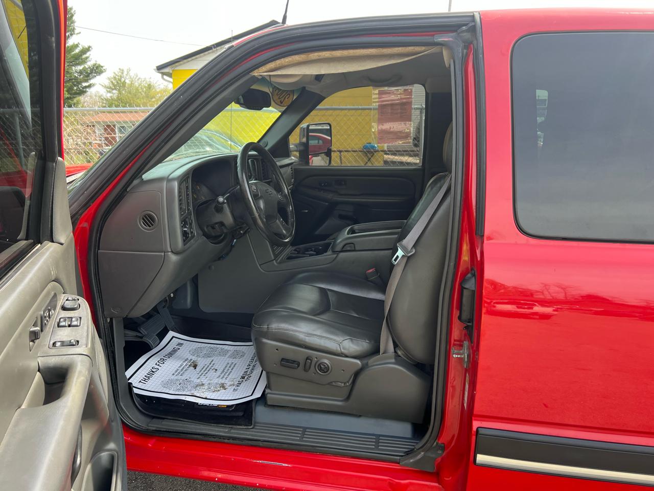 Chevrolet Silverado 2500HD Ext Cab 143.5" WB 4WD LT 2004