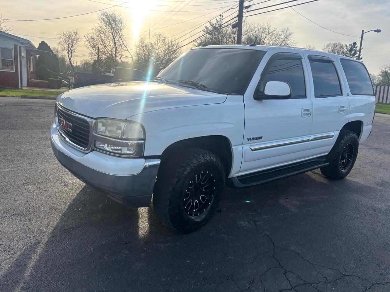GMC Yukon 4dr 1500 4WD SLT 2004