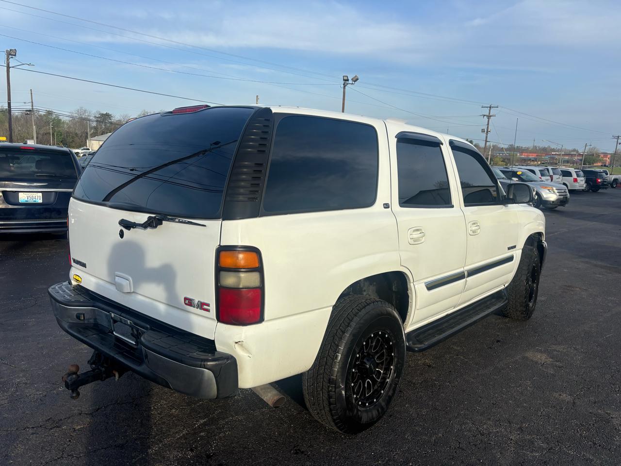 GMC Yukon 4dr 1500 4WD SLT 2004
