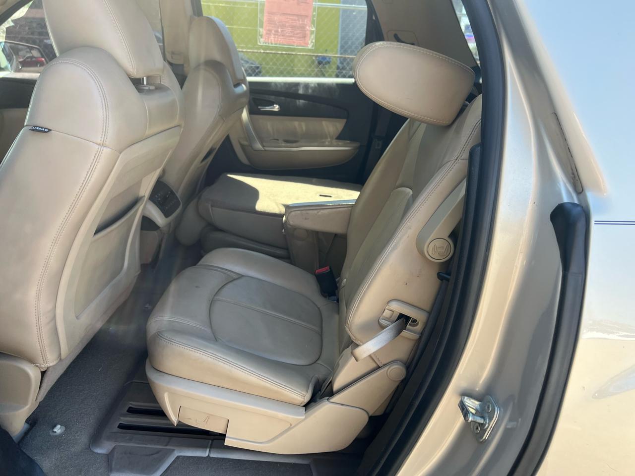 GMC Acadia AWD 4dr SLT1 2012