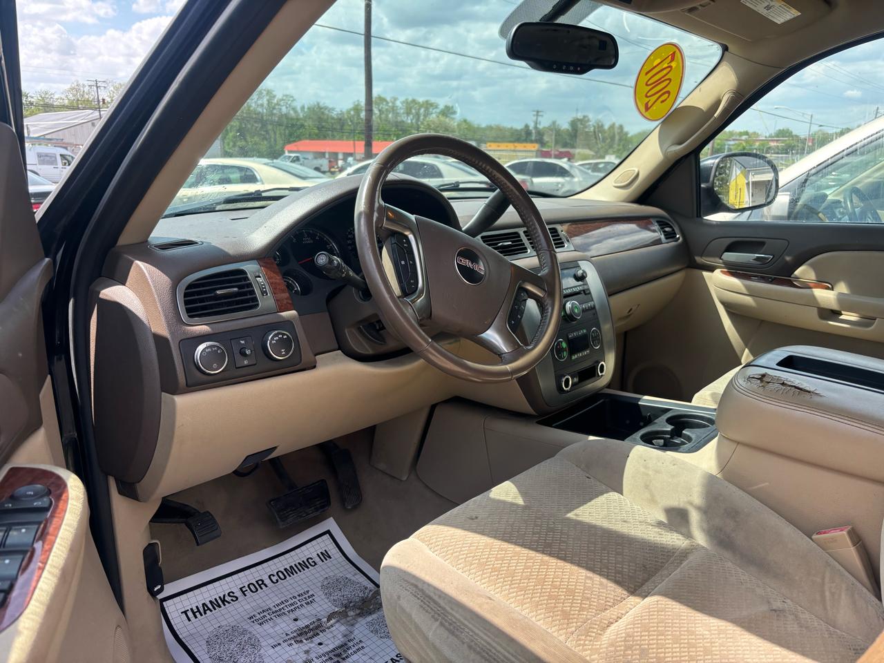 GMC Yukon 4WD 4dr 1500 SLE 2007