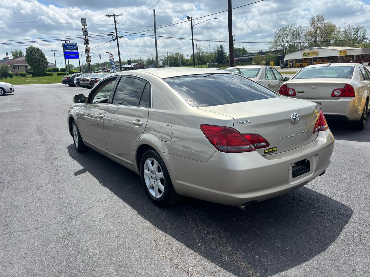 Toyota Avalon 4dr Sdn XL (Natl) 2008