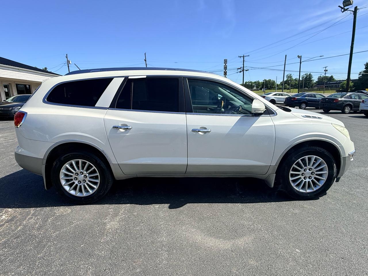 Buick Enclave AWD 4dr Leather 2012
