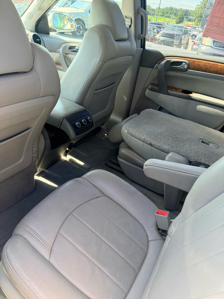 Buick Enclave AWD 4dr Leather 2012