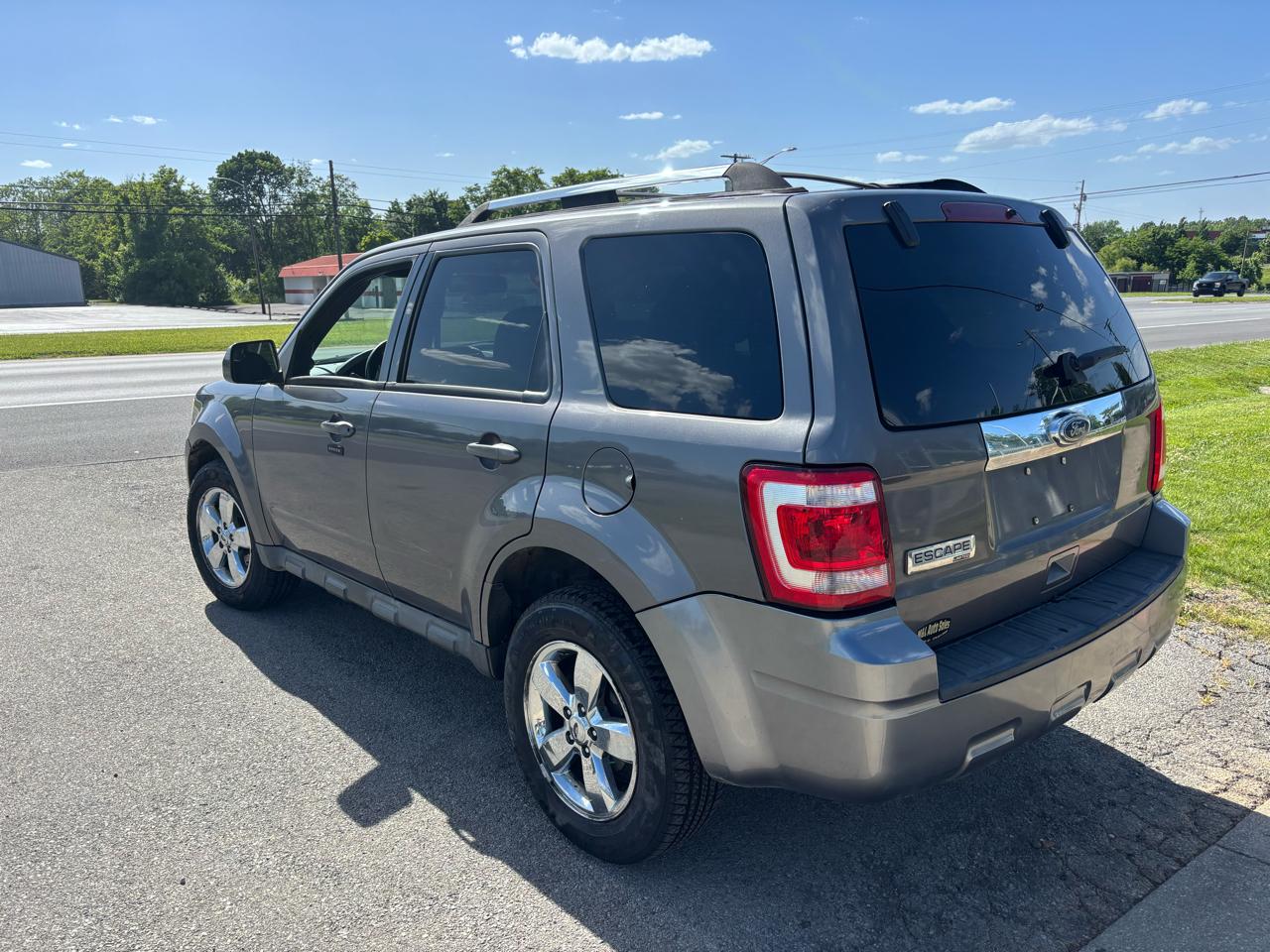 Ford Escape FWD 4dr Limited 2010