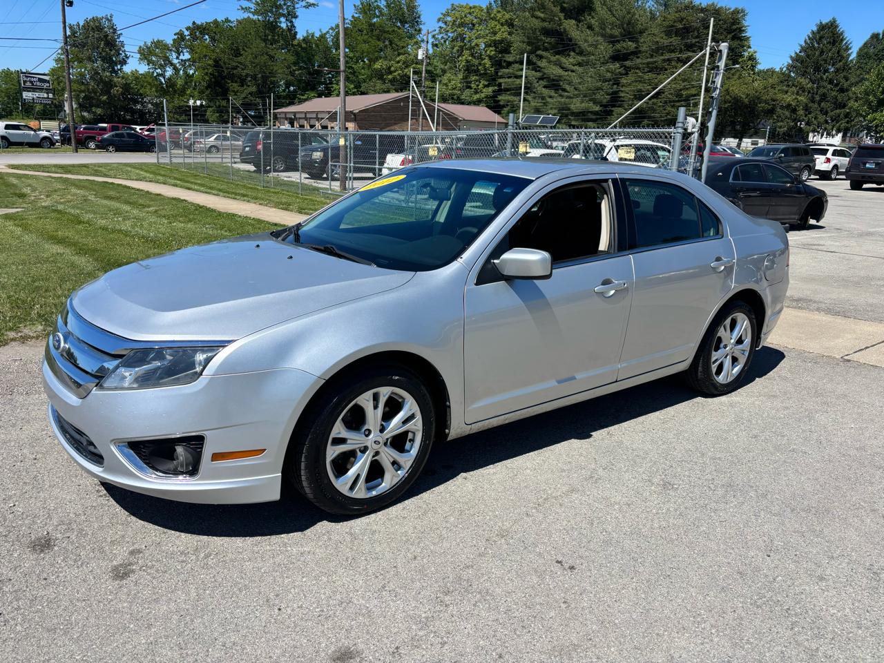 Ford Fusion 4dr Sdn SE FWD 2012