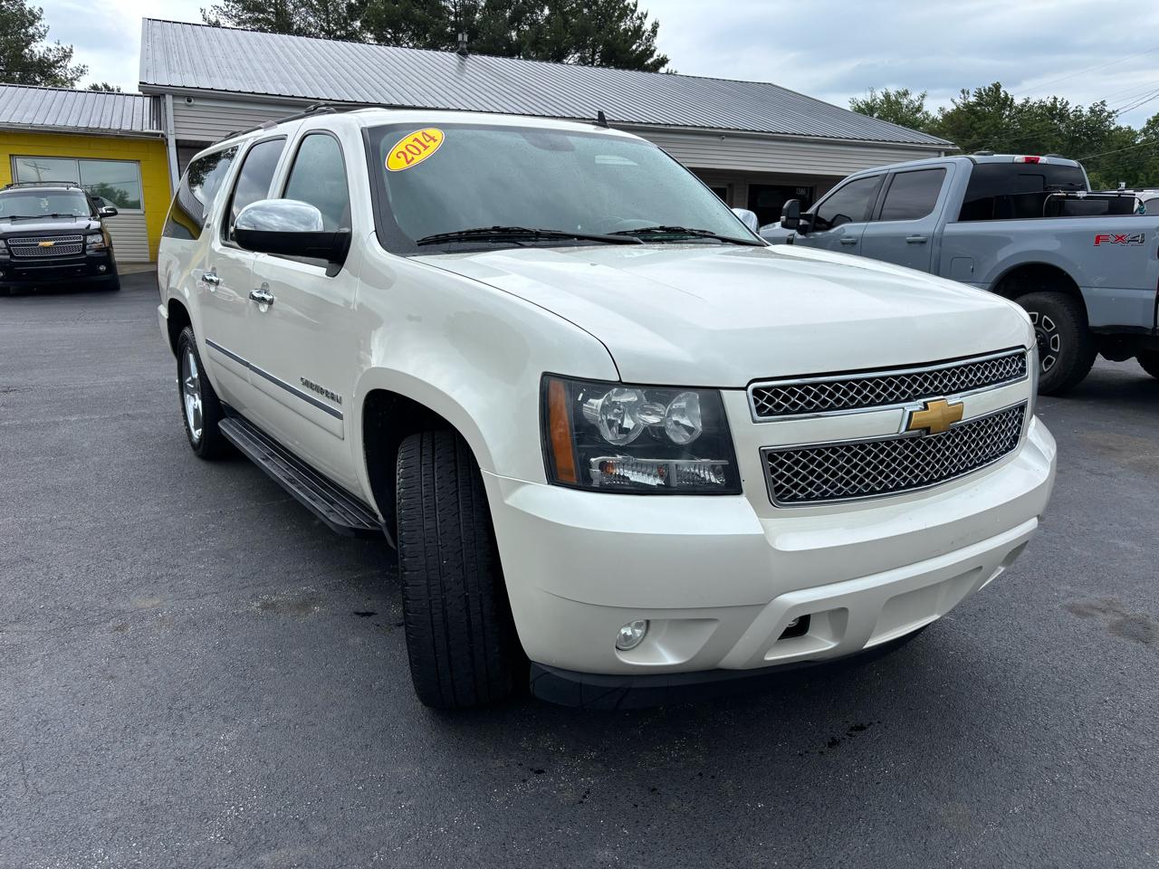 Chevrolet Suburban 4WD 4dr LTZ 2014