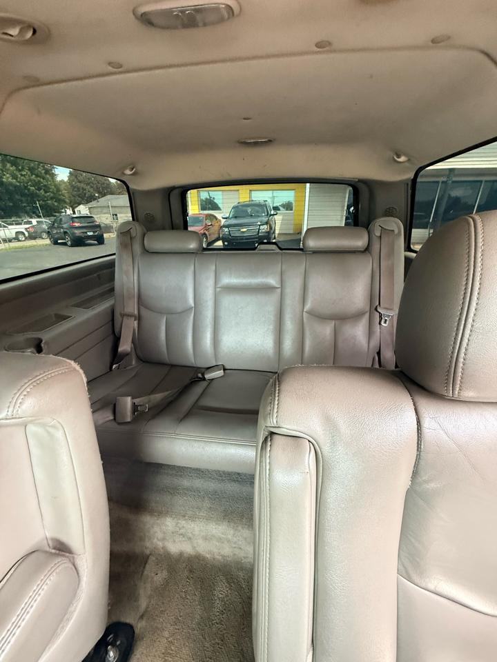 GMC Yukon XL 4dr 1500 4WD SLT 2004