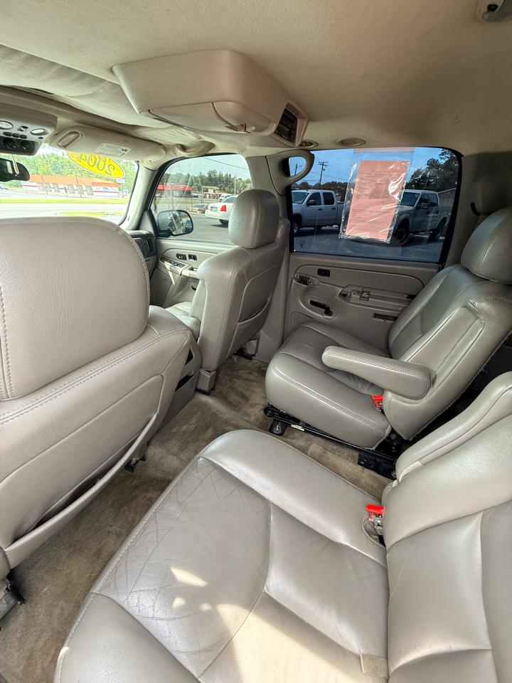 GMC Yukon XL 4dr 1500 4WD SLT 2004