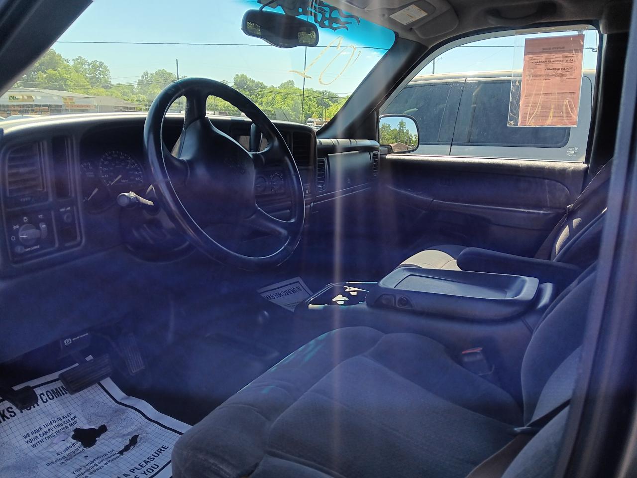 Chevrolet Silverado 1500 Ext Cab 143.5" WB 4WD LS 2001