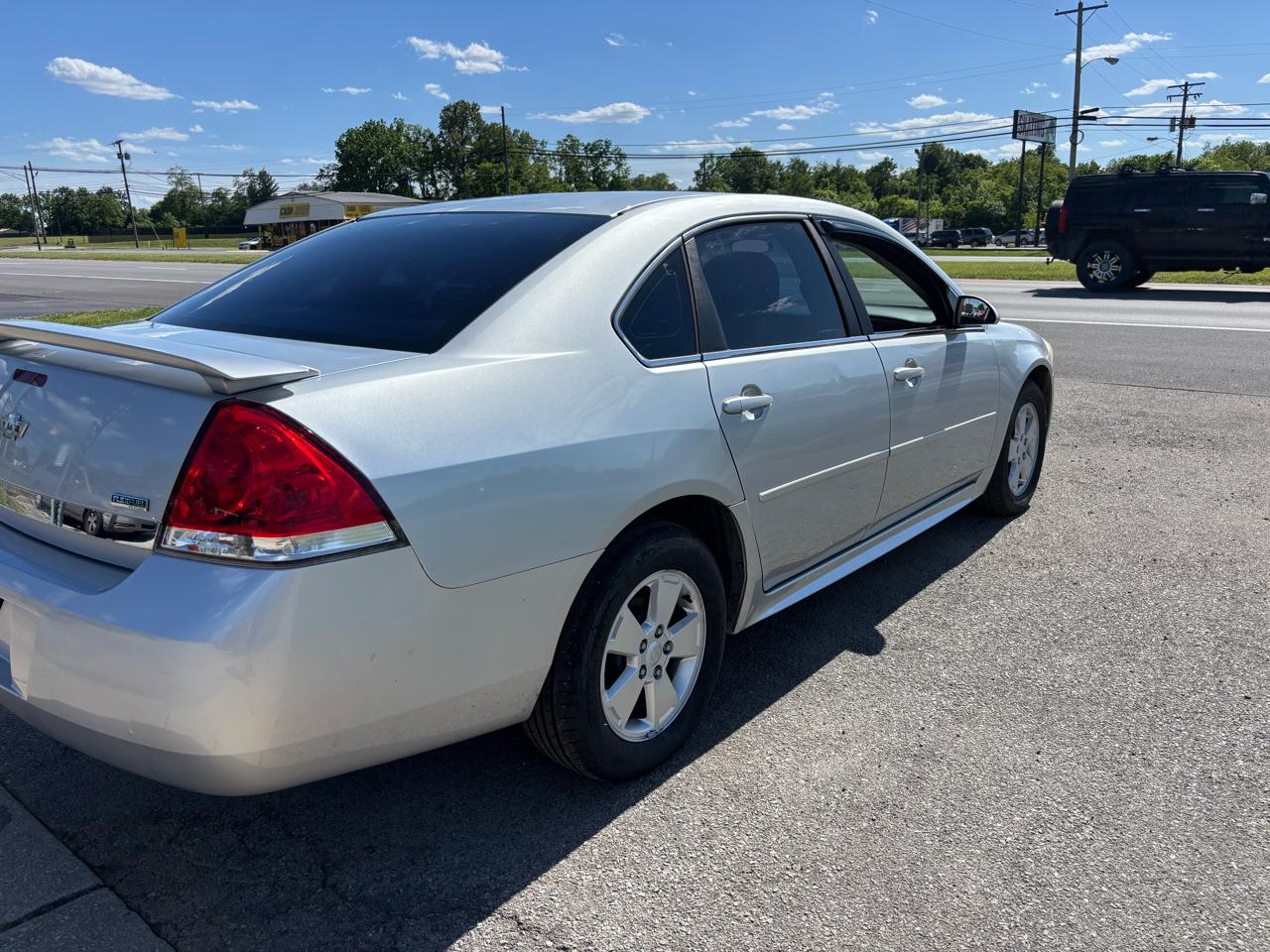 Chevrolet Impala 4dr Sdn LT 2010
