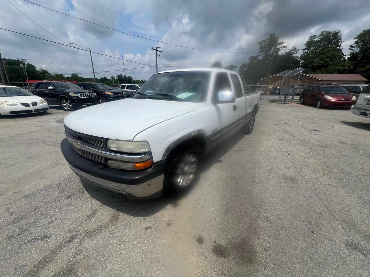 Chevrolet Silverado 1500 3dr Ext Cab 143.5" WB LS 2000