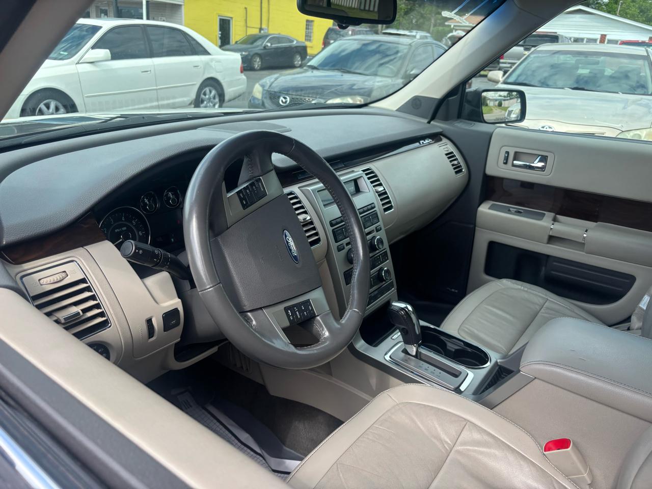 Ford Flex 4dr SEL FWD 2011