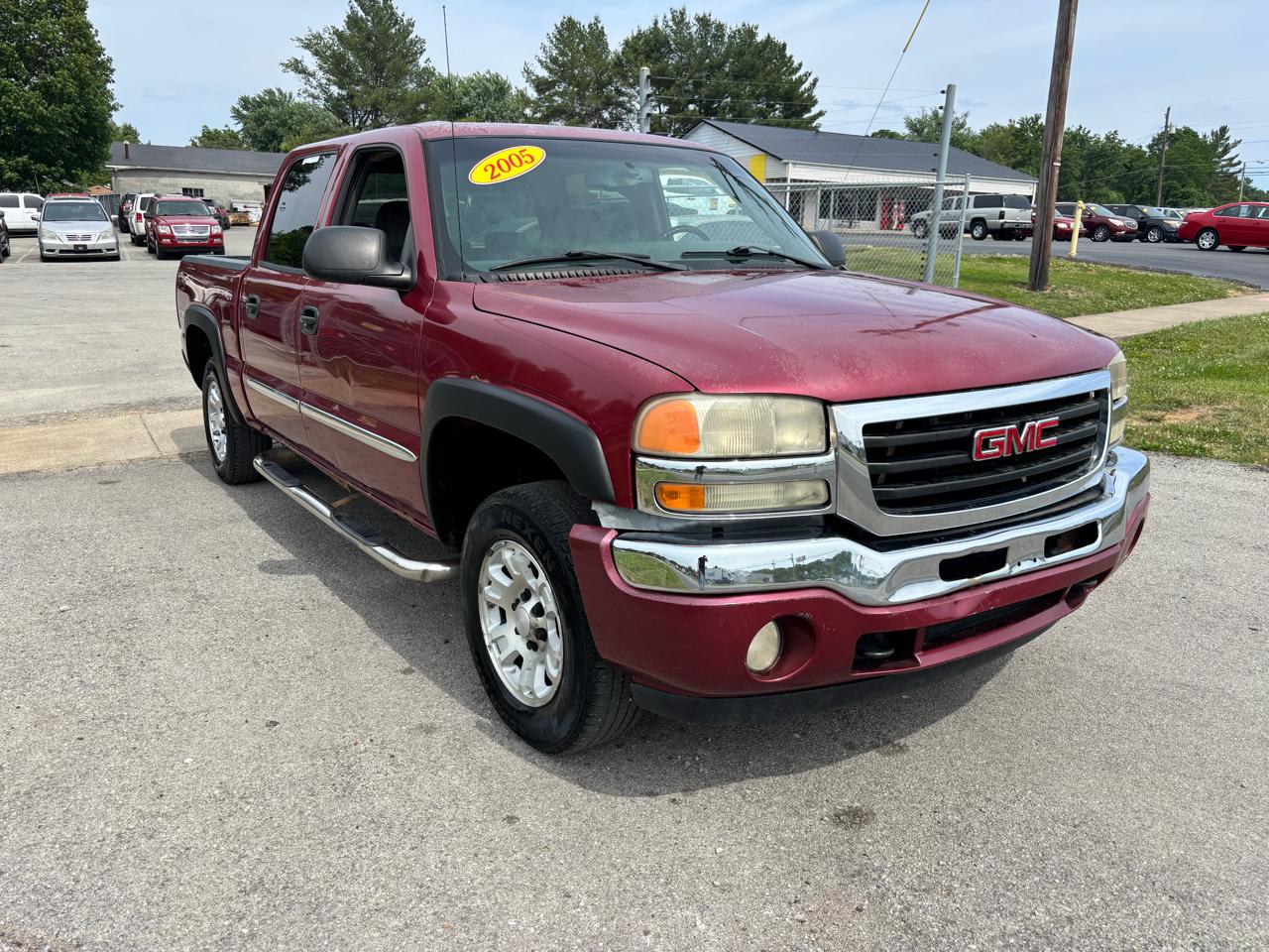 2005 GMC Sierra 1500 Crew Cab 143.5" WB 4WD SLE
