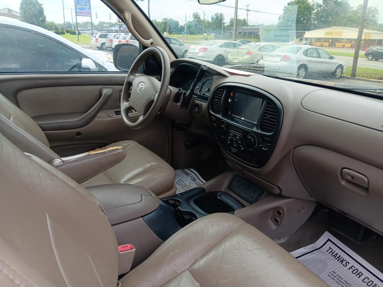 Toyota Sequoia 4dr SR5 (Natl) 2006