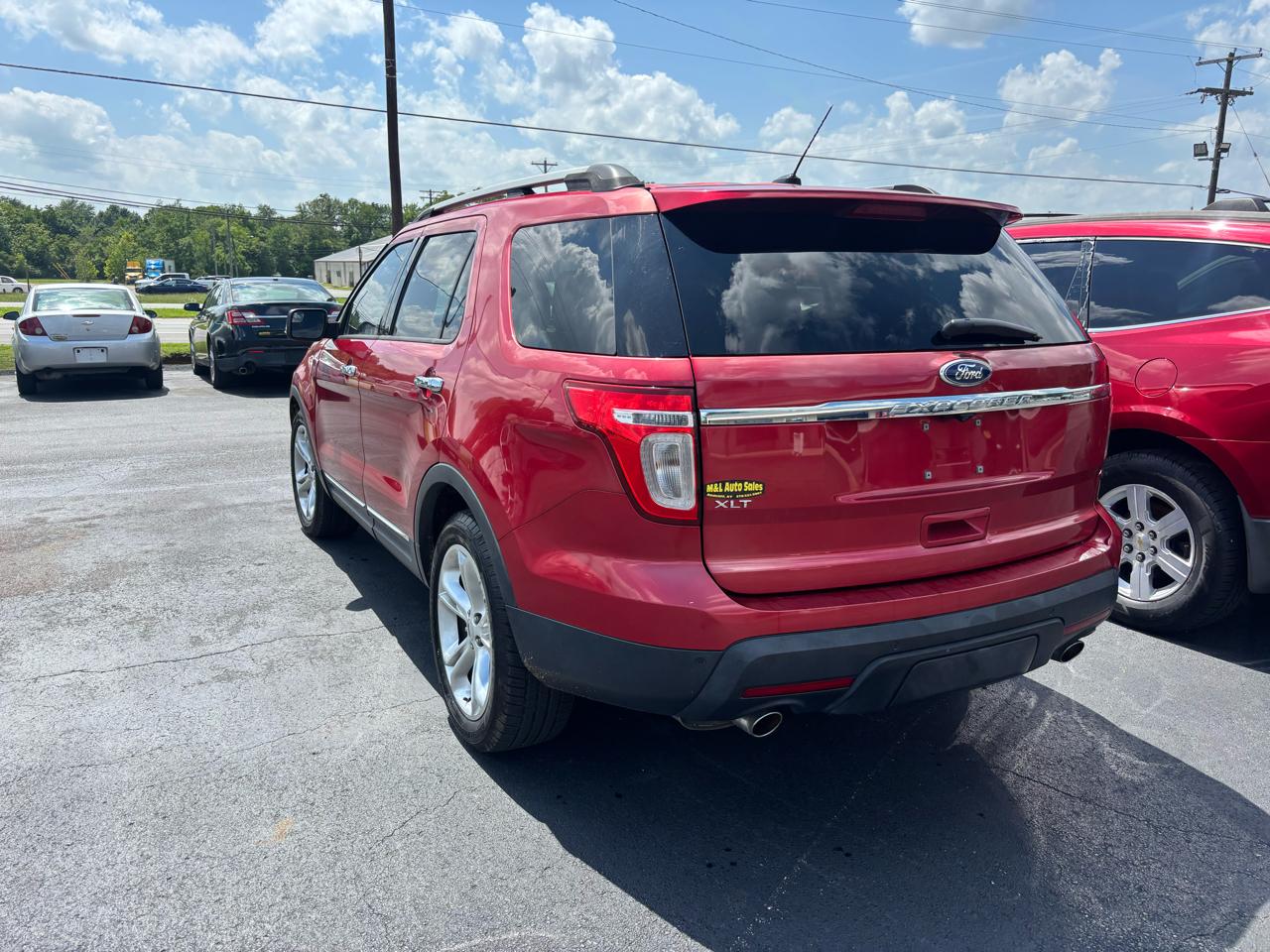 Ford Explorer FWD 4dr XLT 2011