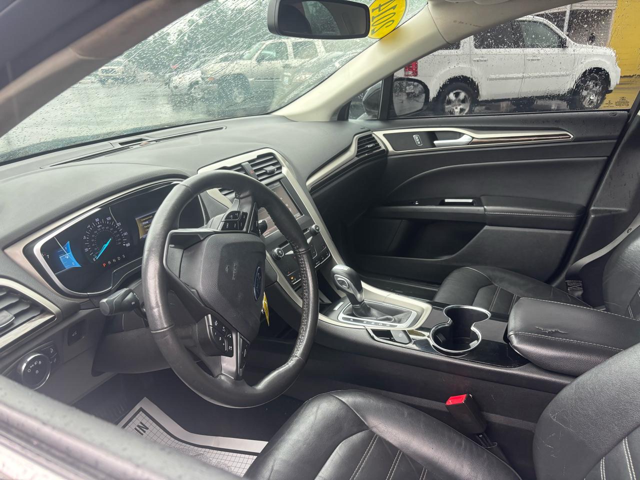Ford Fusion 4dr Sdn SE FWD 2014