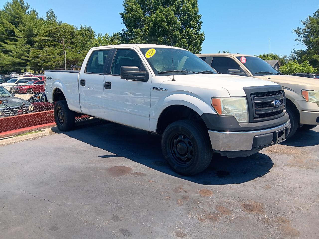 2014 Ford F-150 4WD SuperCrew 145" XL