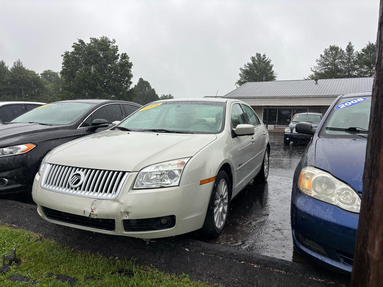 2008 Mercury Milan 4dr Sdn I4 Premier FWD